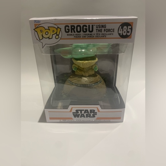 Funko POP! Deluxe Star Wars:Mandalorian- Grogu Using the Force Bobblehead Figure - Picture 2 of 5